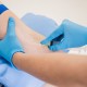 Luva de Vinil para Procedimentos Não Cirúrgicos sem Pó - M Azul Descarpack